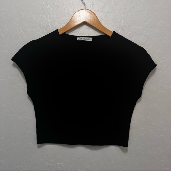 ZARA Women’s Black Stretch Cropped Tee Shirt Size L - Picture 1 of 4